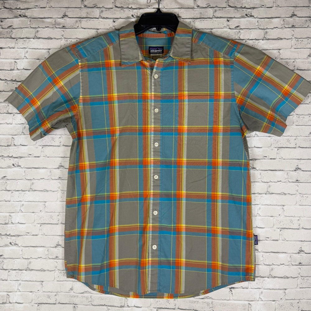 Patagonia Men’s Medium Multicolor Plaid Casual Shirt